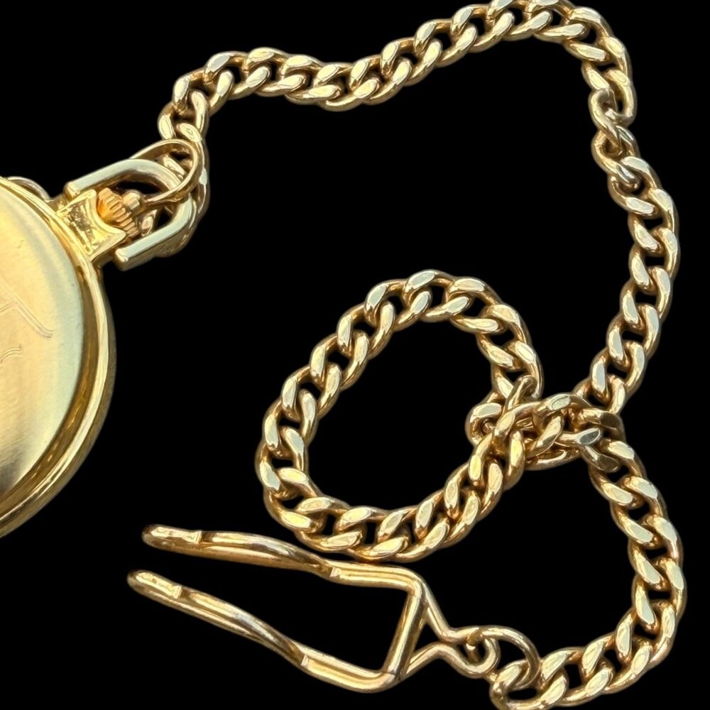 Vintage Elgin Gold-Tone Quartz Pocket Watch With Chain & Monogrammed Cover - Picture 8 of 9